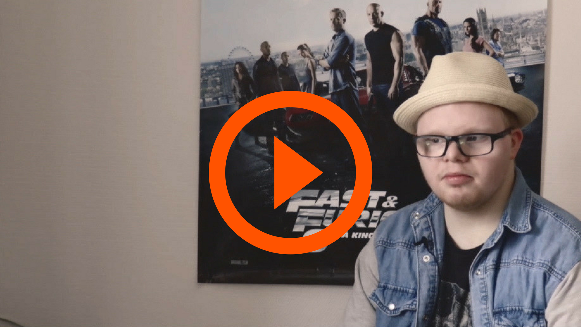 Møt Emil i den nye leiligheten hans