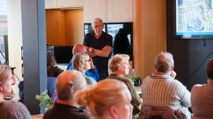 Tore Stafne Svarer Innbyggerne På Østre Halsen 6