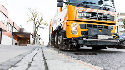 Nå starter sesongen for sopebilen