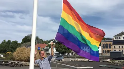 Prideflagging i Larvik kommune