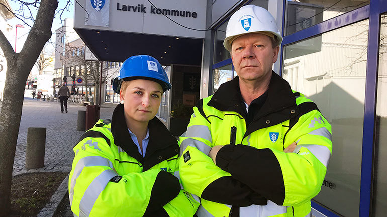 Tilsynsjurist Linn-Ida Ellingsen og bygningsinspektør Tom Mangelrød rykket i dag tidlig ut på hastebefaring.