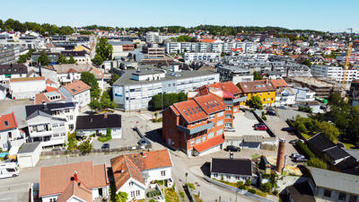 Larvik sparer strøm