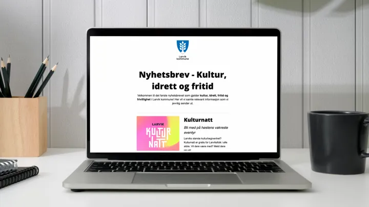 PC med illustrasjonsbilde av nyhetsbrev