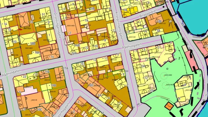 Utklipp av sentrumssonen i Stavern hentet fra kommunekart.com