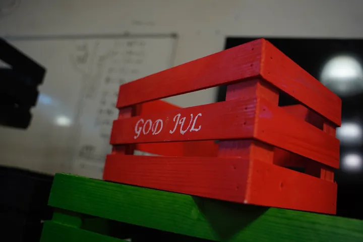 Kasse Laget Av Elever