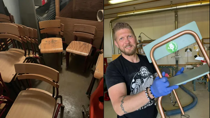 Tidligere prosjektleder Hafsteinn Haraldsson viser frem fornyet skolestol merket med prosjektets logo som viser at stolen har fått en sjanse til.