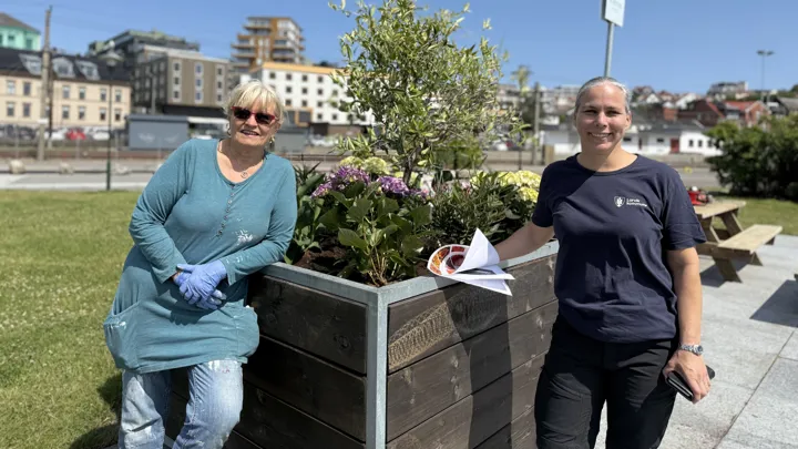 Marianne Frydenlund Og Guro Hessner