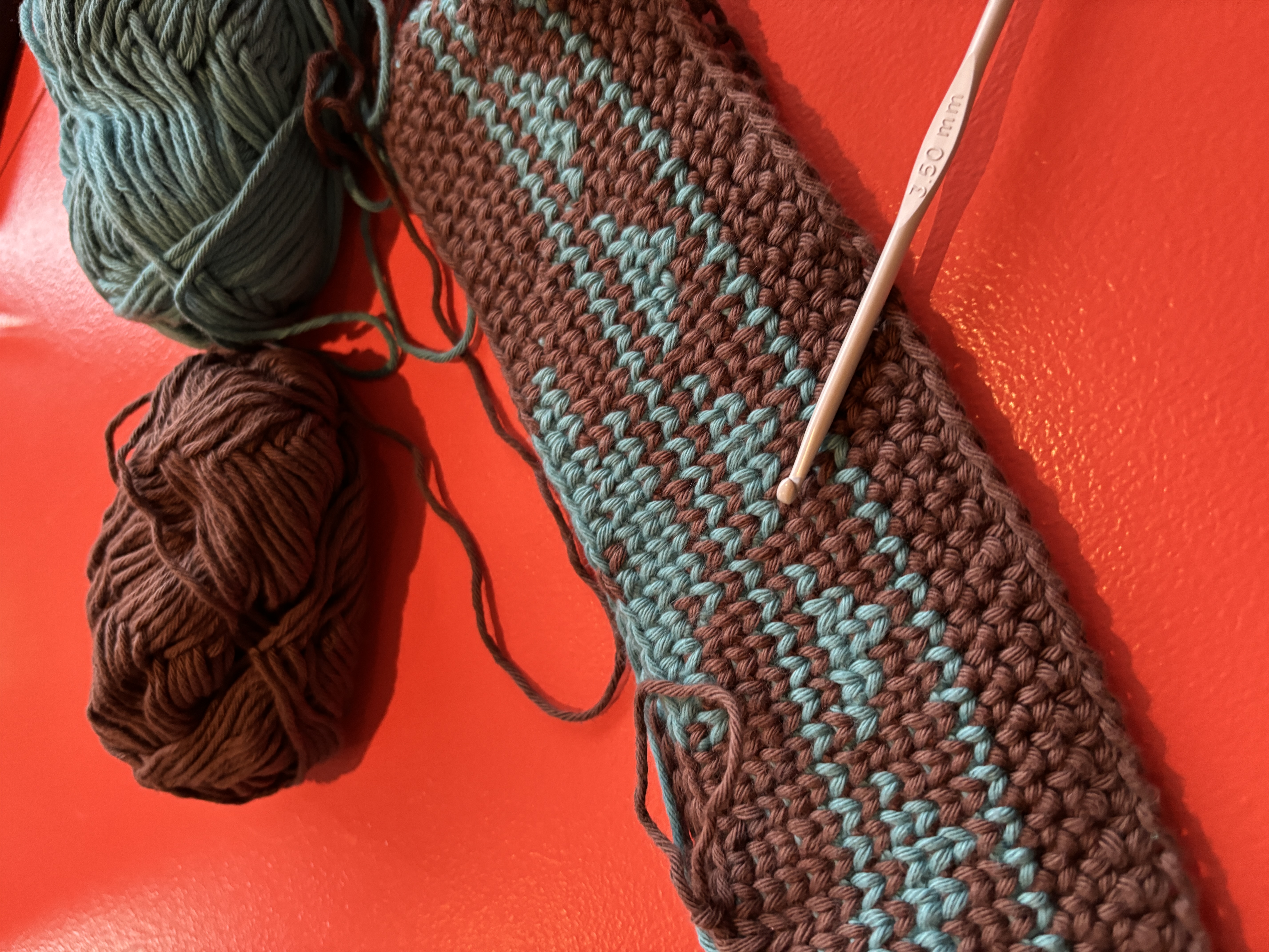 Strikketøy med mønster