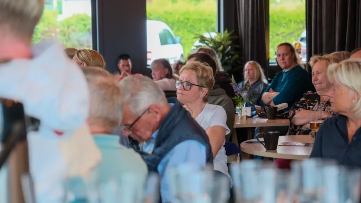 Tore Stafne Svarer Innbyggerne På Østre Halsen 9