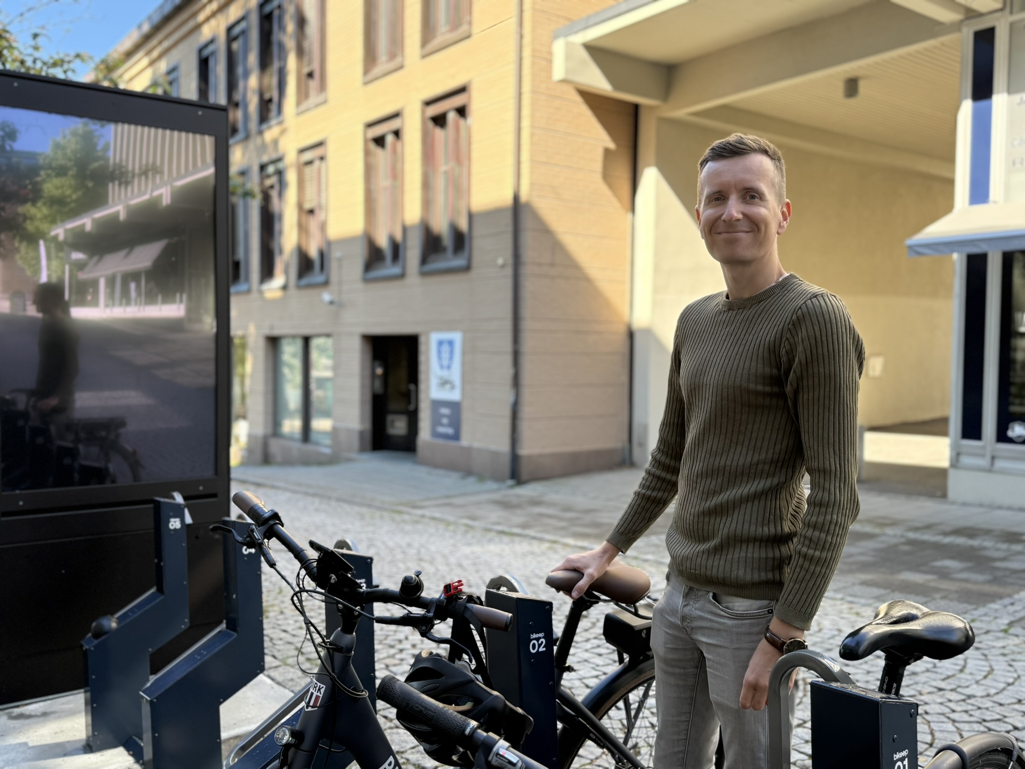 Prøv de nye trygge sykkelparkeringene