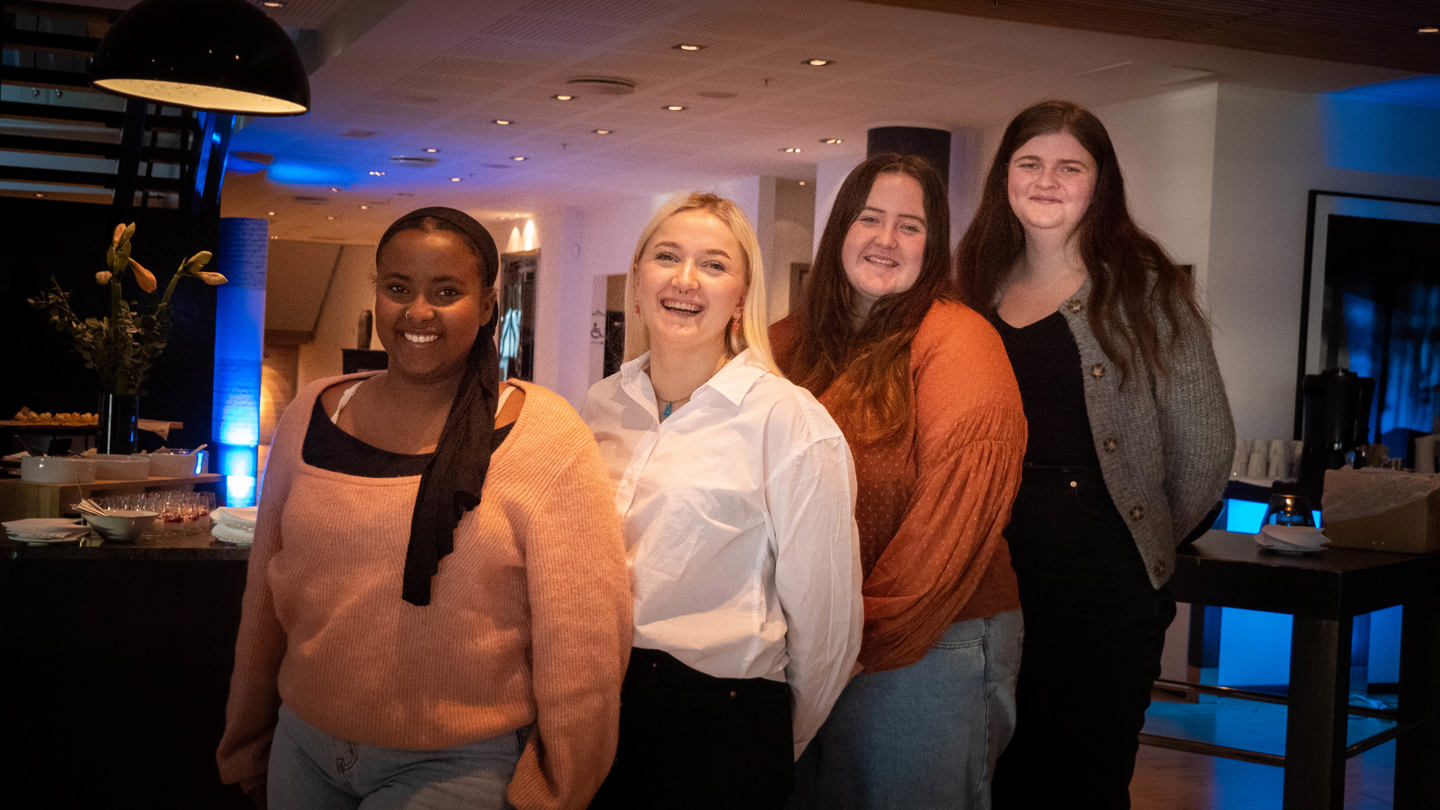 Juwelia, Jenny, Kristine og Hedda