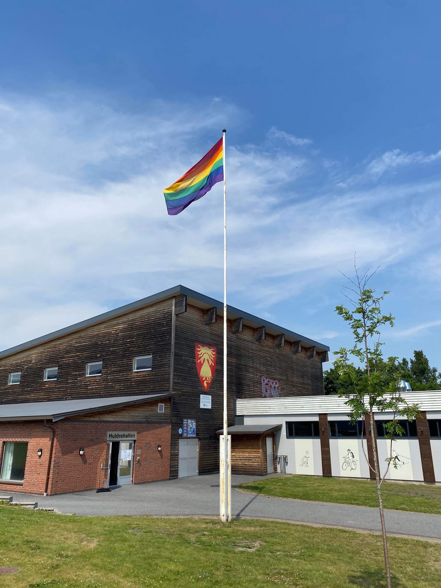 Prideflagg i Svarstad
