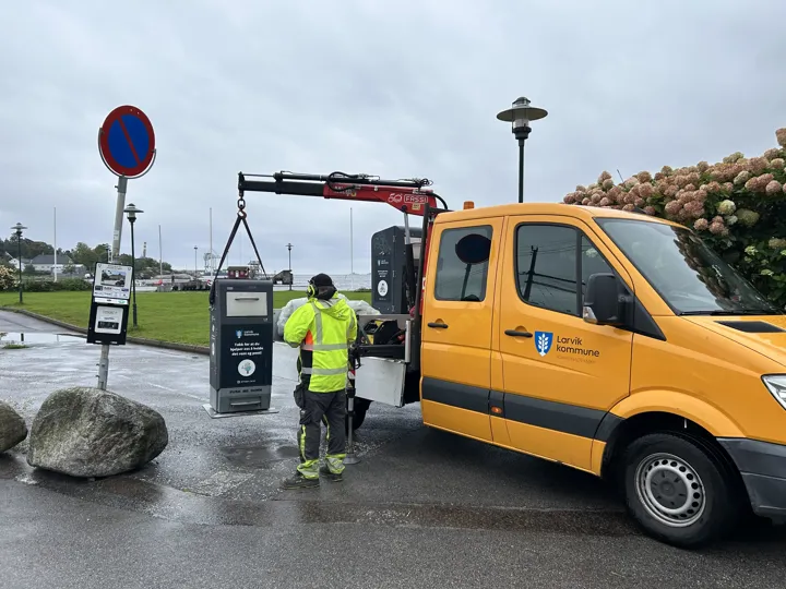 Søppelkasse Hentes